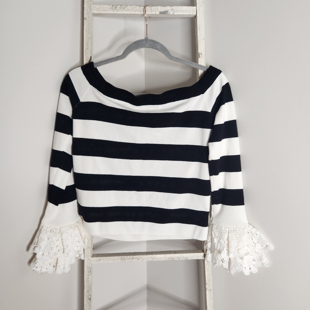 English Factory Top NWT women Medium black white stripe lace sleeve off shoulder - Picture 5 of 6